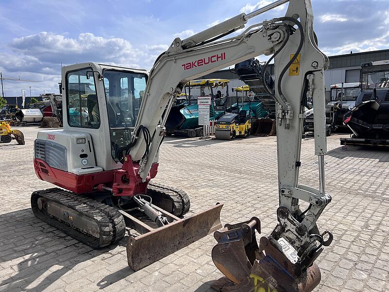 Takeuchi Mini excavators TB 235