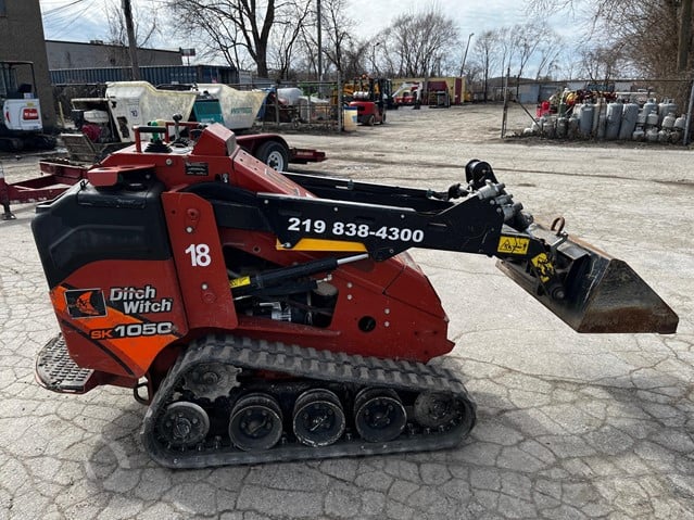 2021 DITCH WITCH SK1050